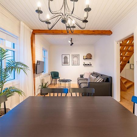 Day Dream Central Akureyri Three Bedroom Apt Zewnętrze zdjęcie
