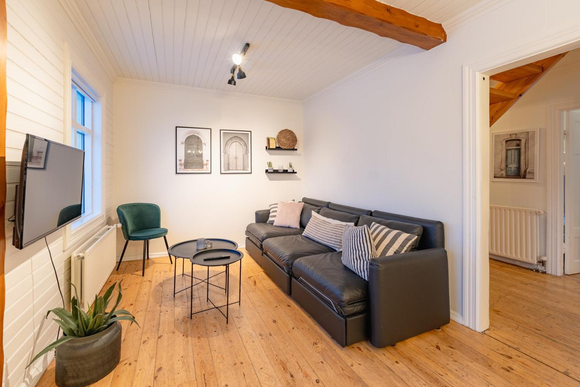 Day Dream Central Akureyri Three Bedroom Apt Zewnętrze zdjęcie