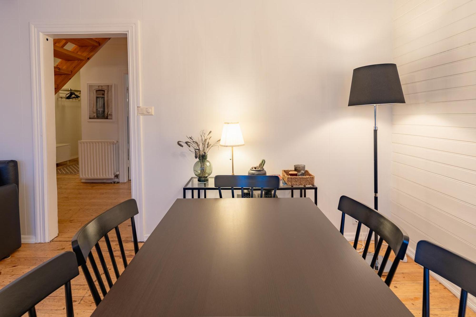 Day Dream Central Akureyri Three Bedroom Apt Zewnętrze zdjęcie