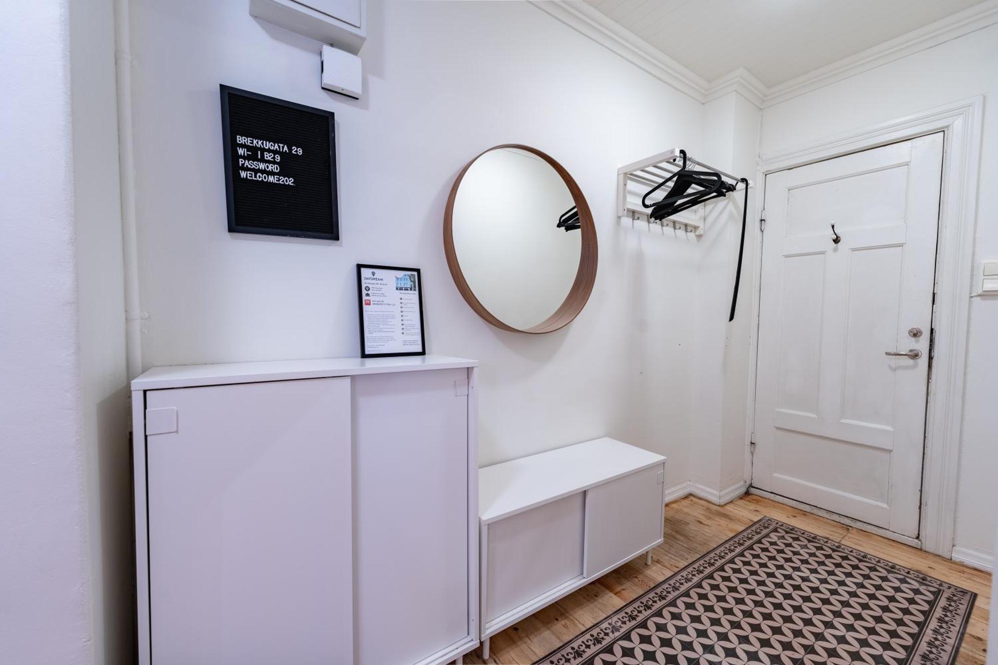 Day Dream Central Akureyri Three Bedroom Apt Zewnętrze zdjęcie
